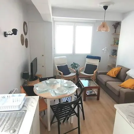 Vibescoruna: Espacioso Apartamento A Pie De Playa *